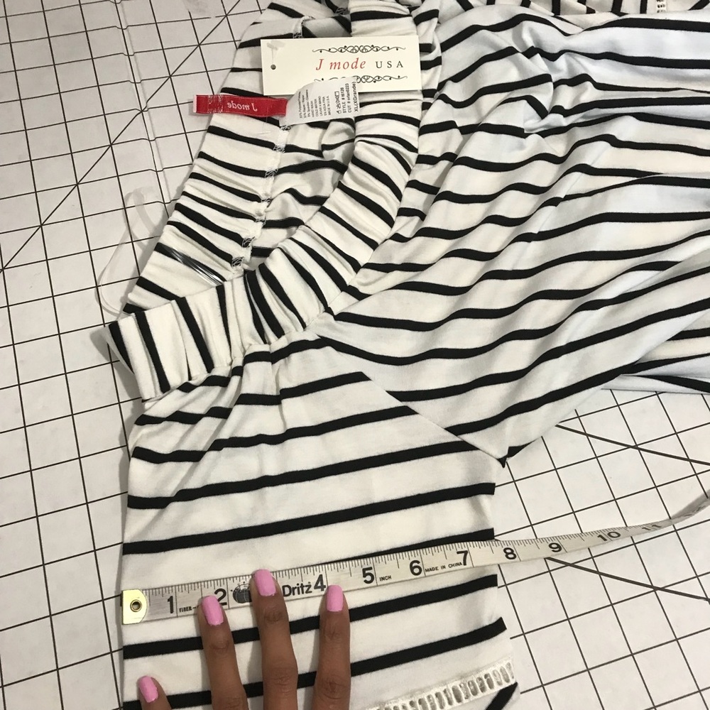 Patty Relaxed Fit Top - Picture 5 of 6